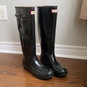 HUNTER Boots Black size 8 Tall